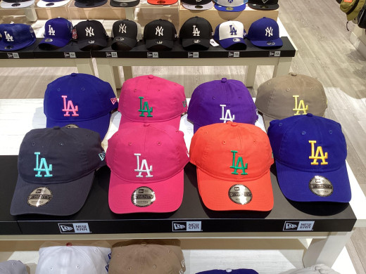 NEW ERA × ムラサキスポーツ別注】限定カラーキャップで差をつける