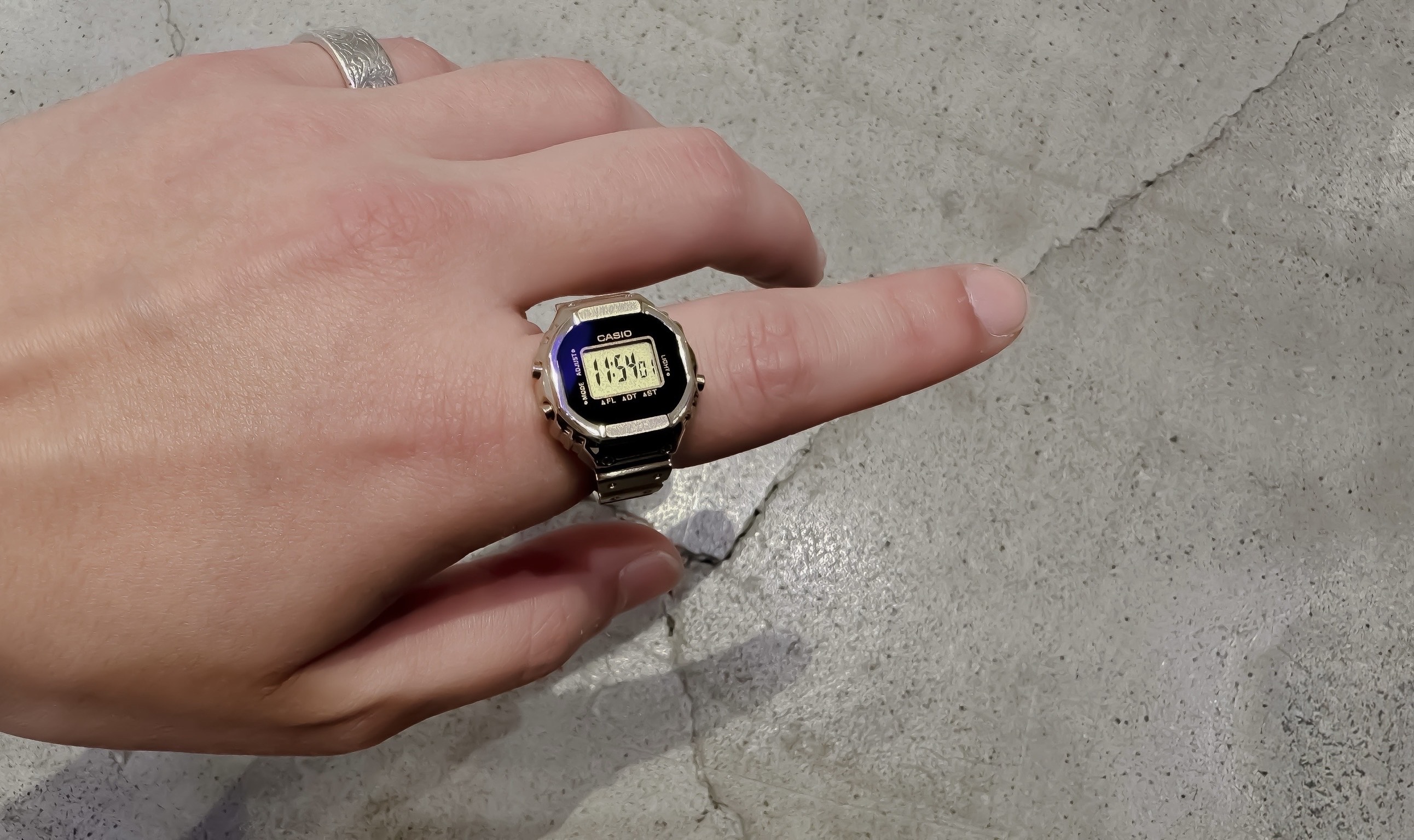 CASIO】リングウォッチ | ムラサキスポーツ 原宿明治通り店 | 株式会社