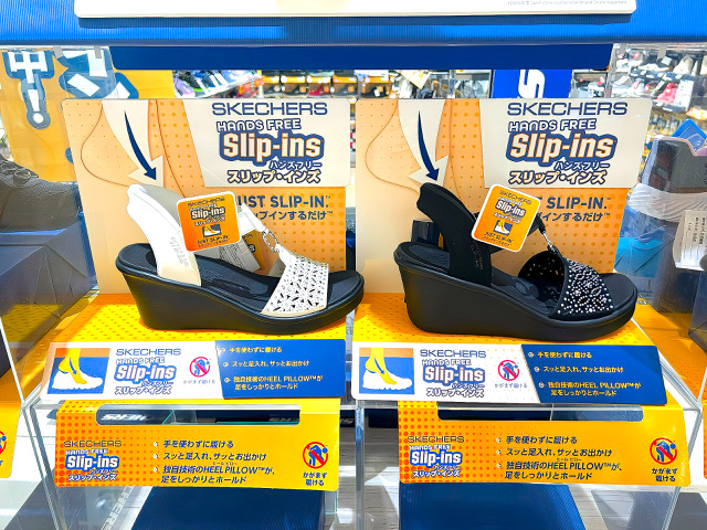 ✨お待たせしました。CMでも話題のあのサンダル入荷しました