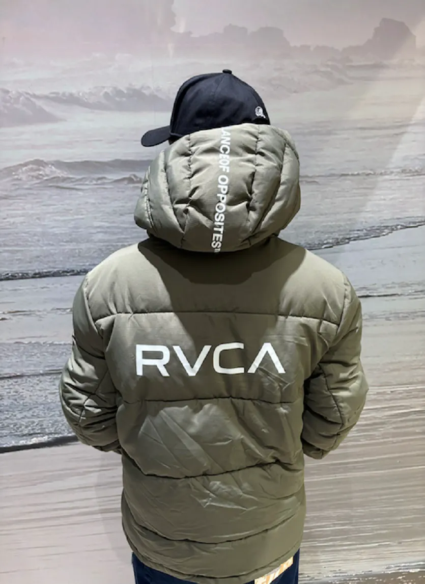 RVCA ルーカ アウター 中綿 メンズ ジャケット バックロゴ BE042-767