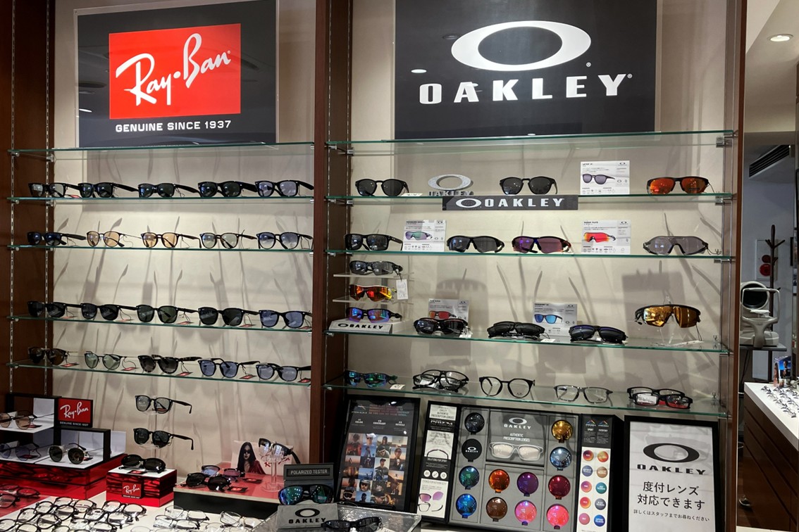 RAYBAN　OAKLEY　取り扱い店舗