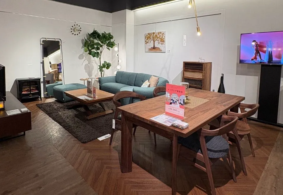 LIVING HOUSE. ららぽーと立川立飛店｜店舗検索｜リビングハウス企業