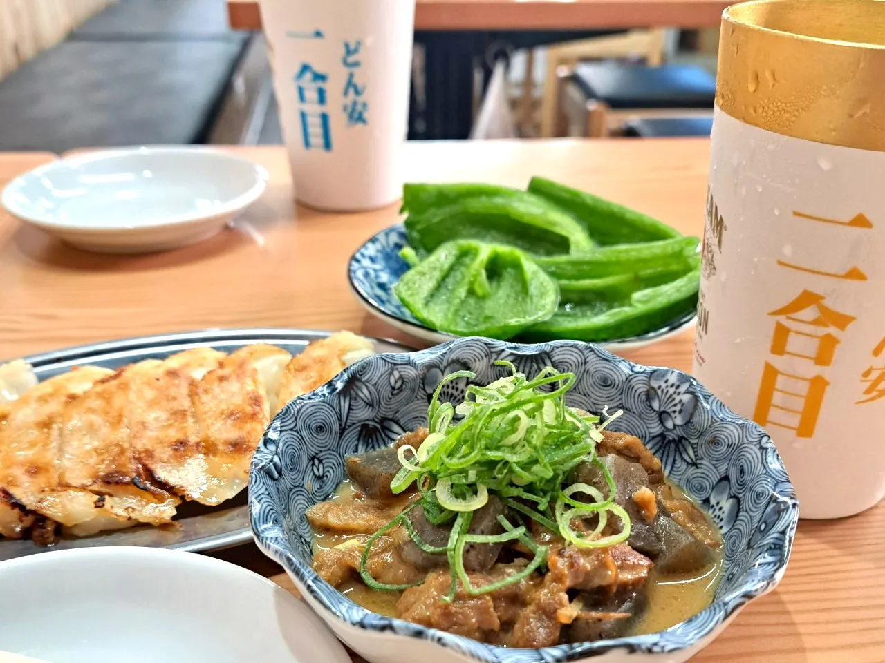 公式】ひとくち餃子の頂 京成大久保駅前店｜ヨシックスホールディングス