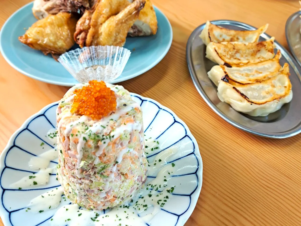 公式】ひとくち餃子の頂 京成大久保駅前店｜ヨシックスホールディングス