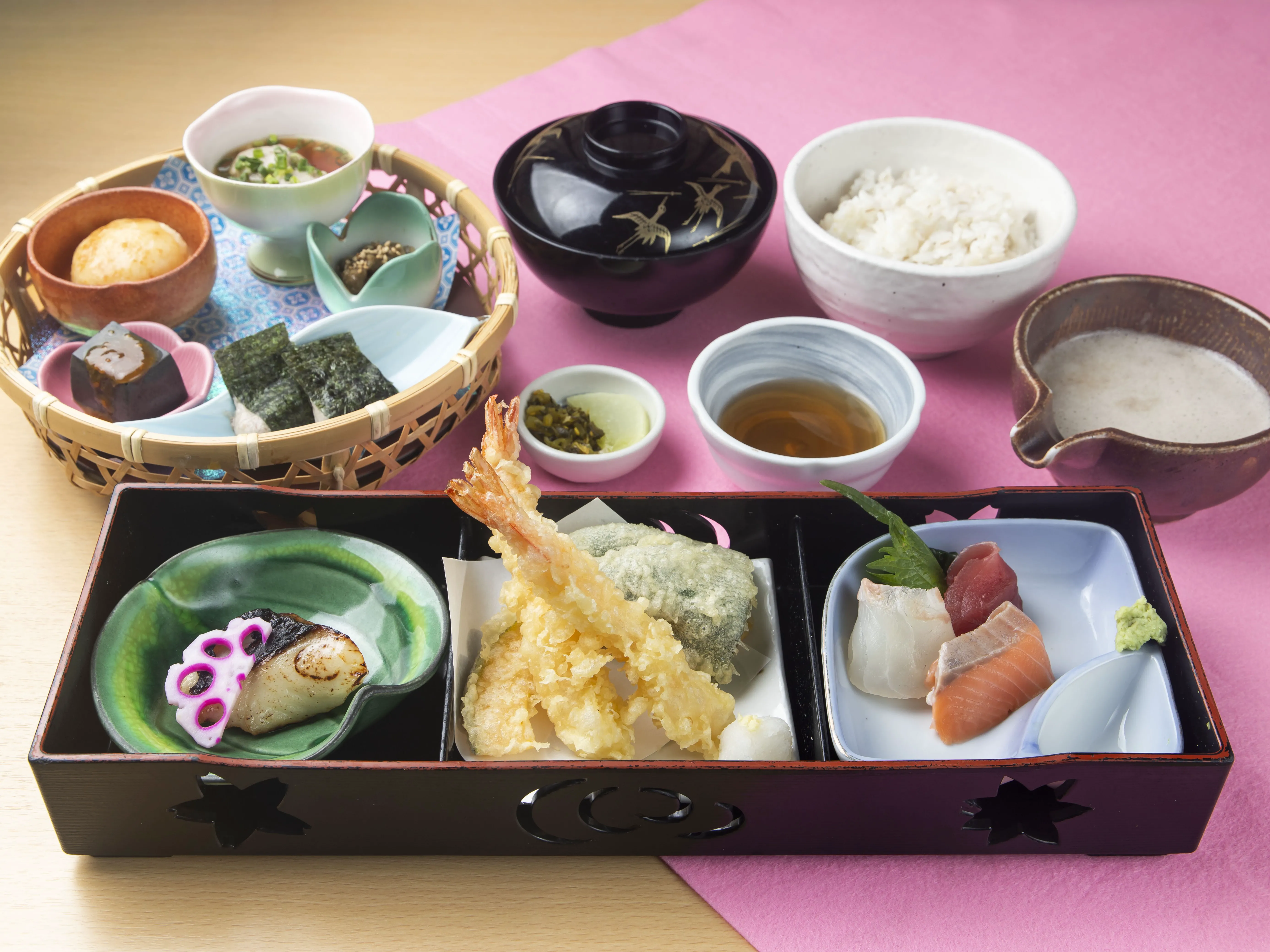 夏限定の特別な御膳が今年も登場🌻✨ | 自然薯料理 和食 華花