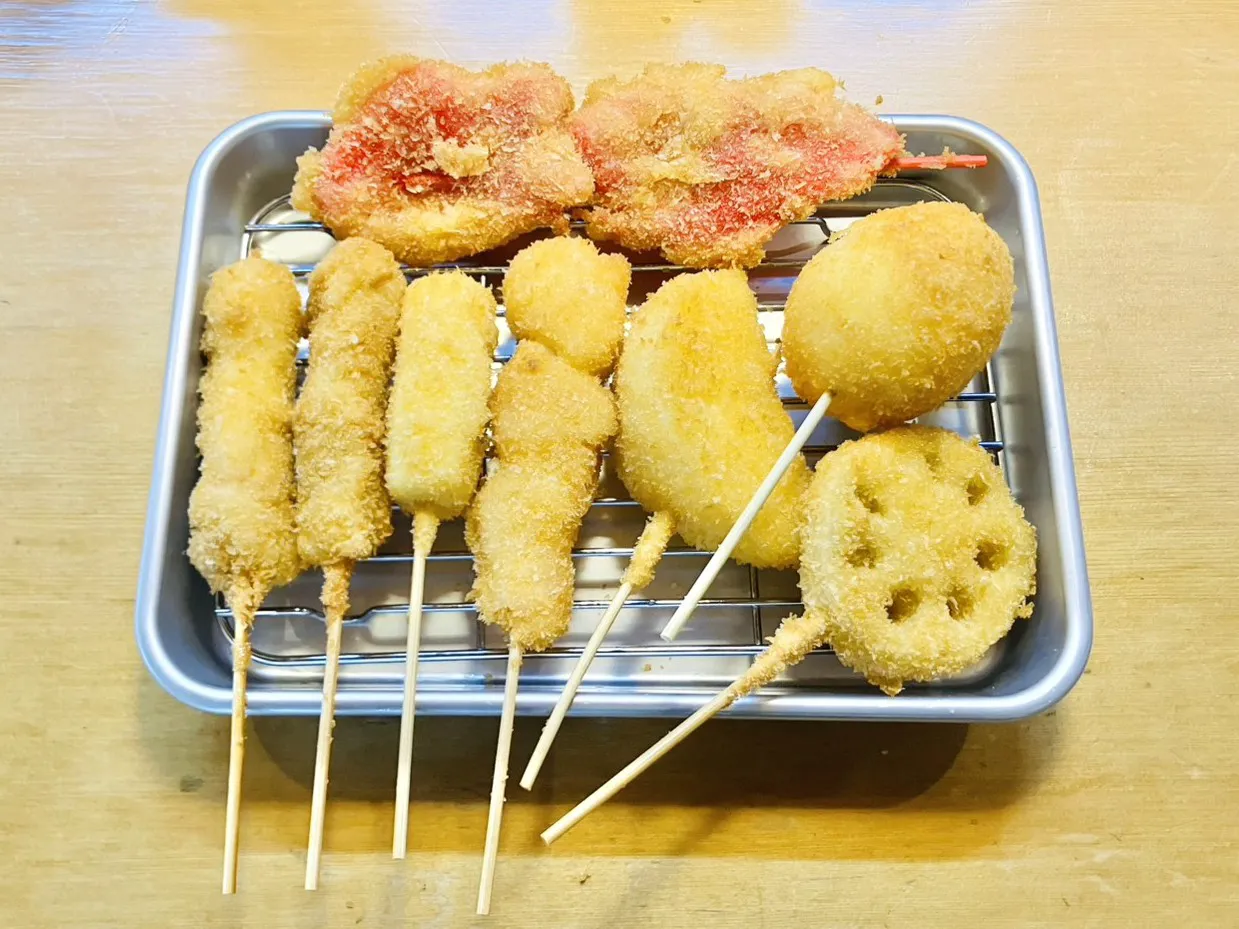 串カツ酒場 人氣万両 上福岡駅前店：こだわりの串カツ