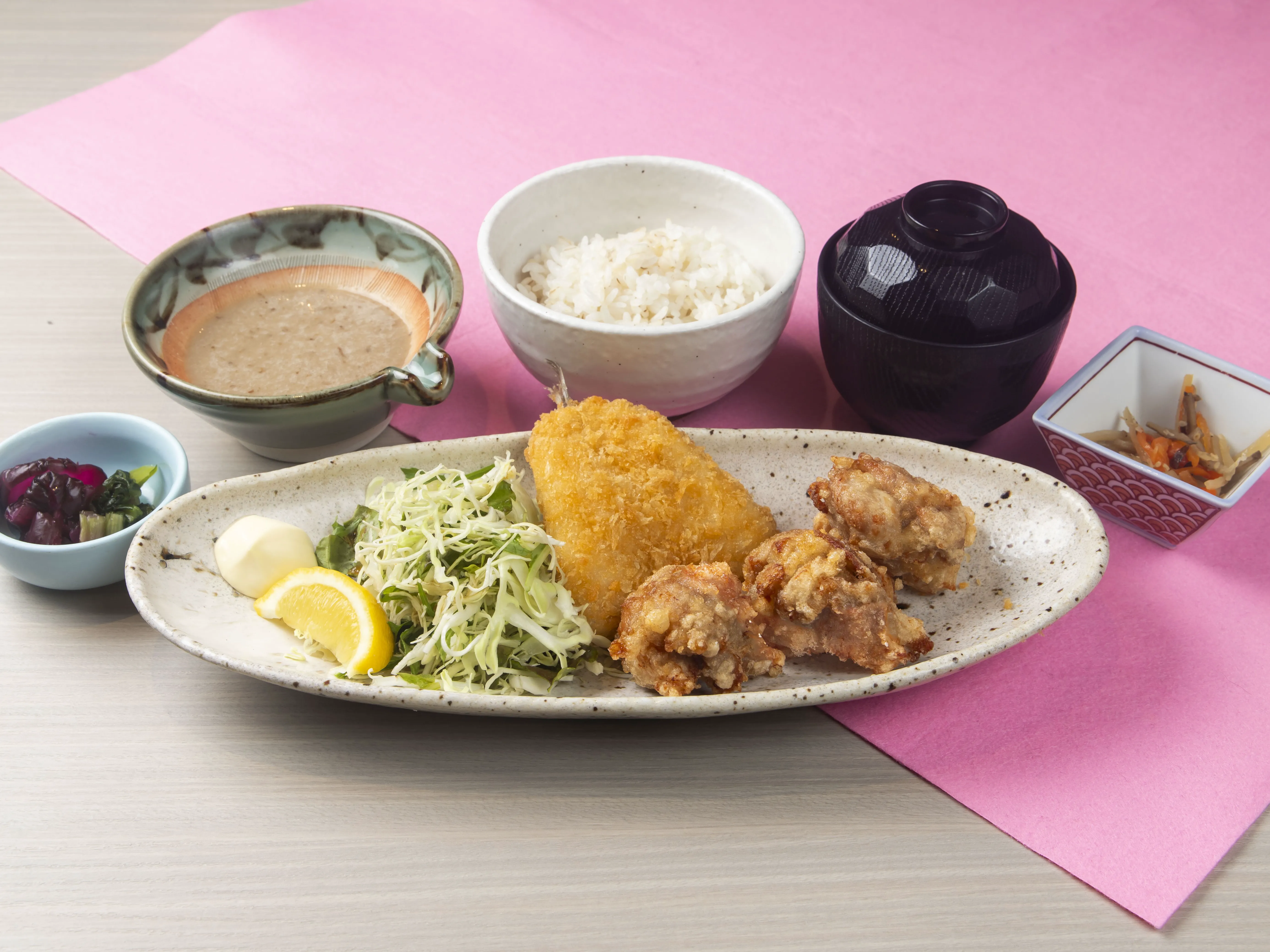 公式】自然薯料理 和食 華花 長久手店｜ヨシックスホールディングス