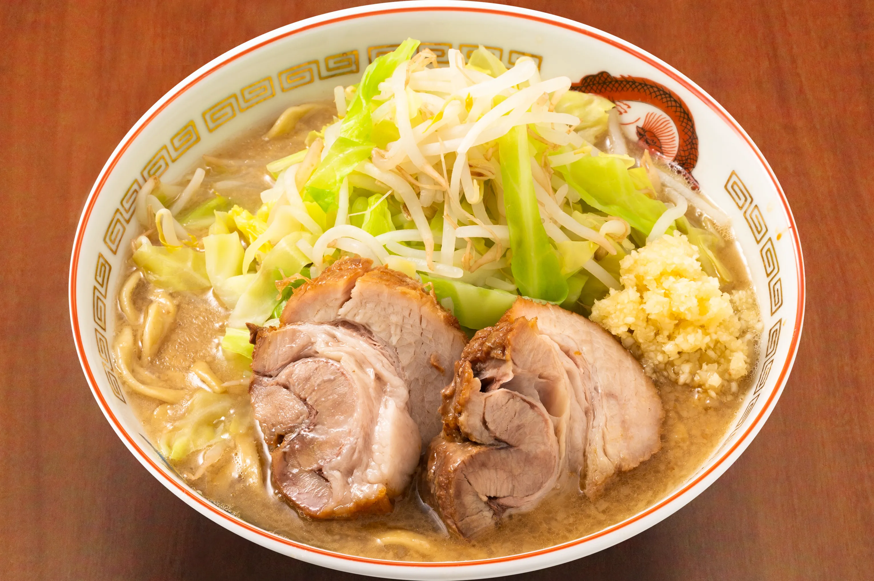 公式】ラーメン豚山 東京ラーメン横丁店｜株式会社ギフトホールディングス