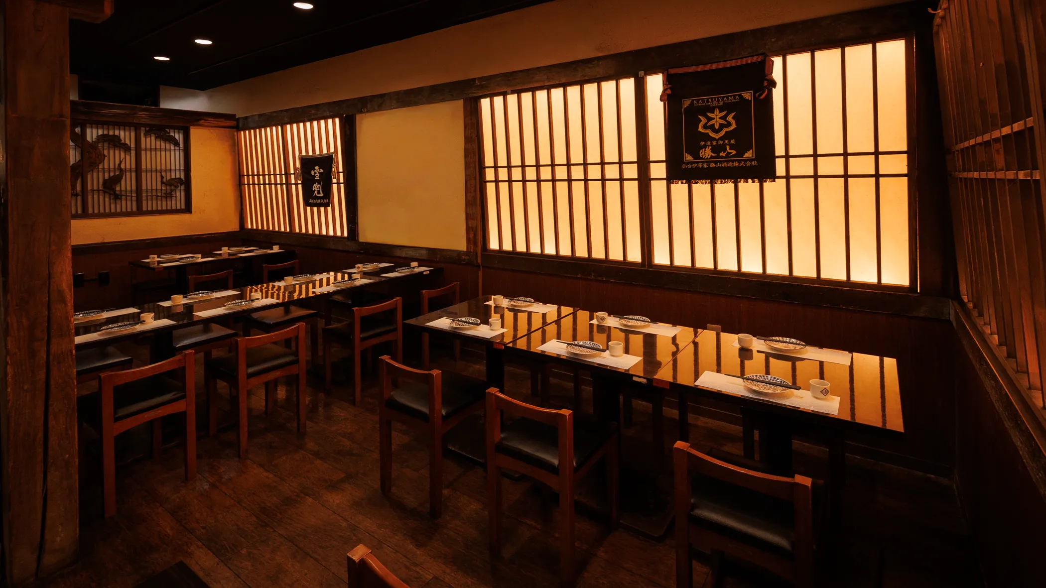 公式】日本酒原価酒蔵 新宿東口店