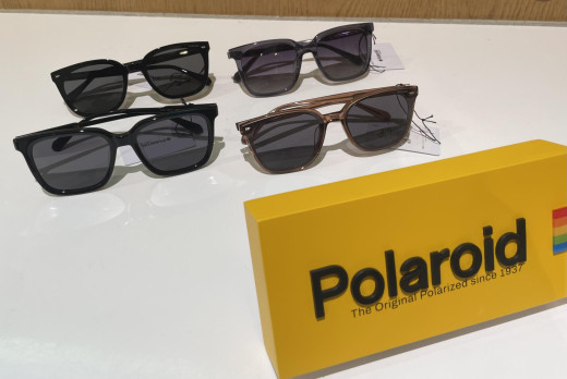 世界初の偏光レンズ】Polaroidサングラス | ムラサキスポーツ 福岡