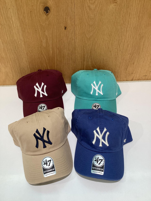 福岡・天神でNEWERA 47を探すならムラサキスポーツ福岡パルコ店